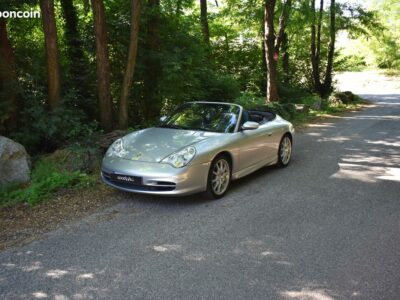 Porsche 911 type 996 Carrera 4 cabriolet - Full suivi Porsche avec carnet - parfait état - 2002